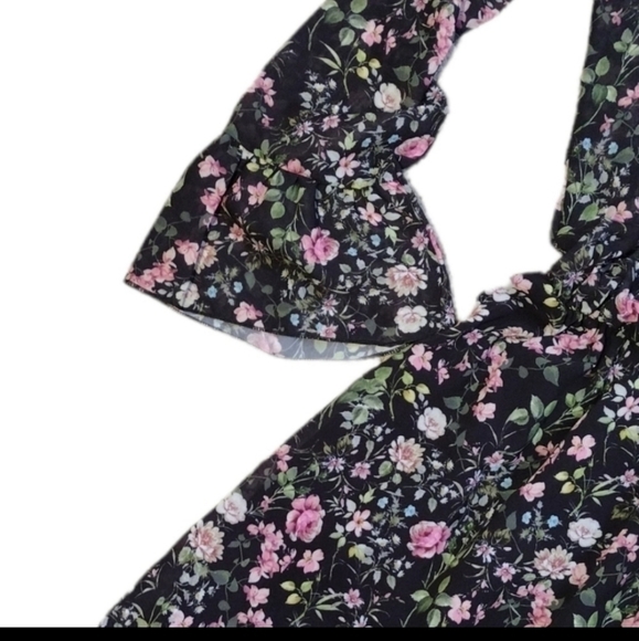 Shake Floral Sheer Dress - Picture 2 of 8